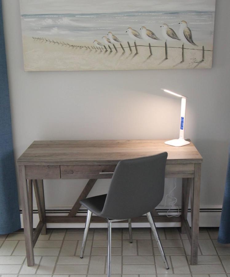 Coastal Suite #1 Cozy Suite #2 - Seacliff Beach Suites Leamington Eksteriør billede
