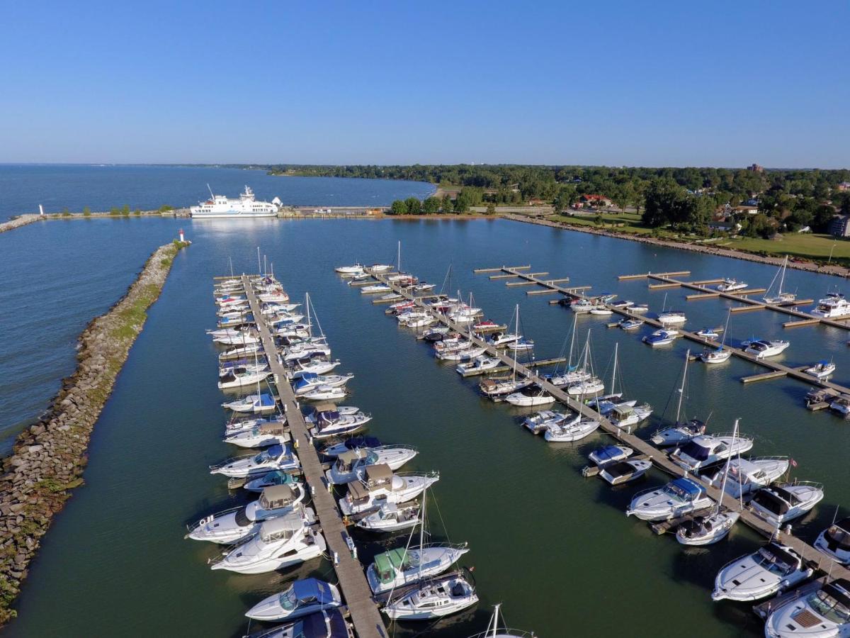 Coastal Suite #1 Cozy Suite #2 - Seacliff Beach Suites Leamington Eksteriør billede