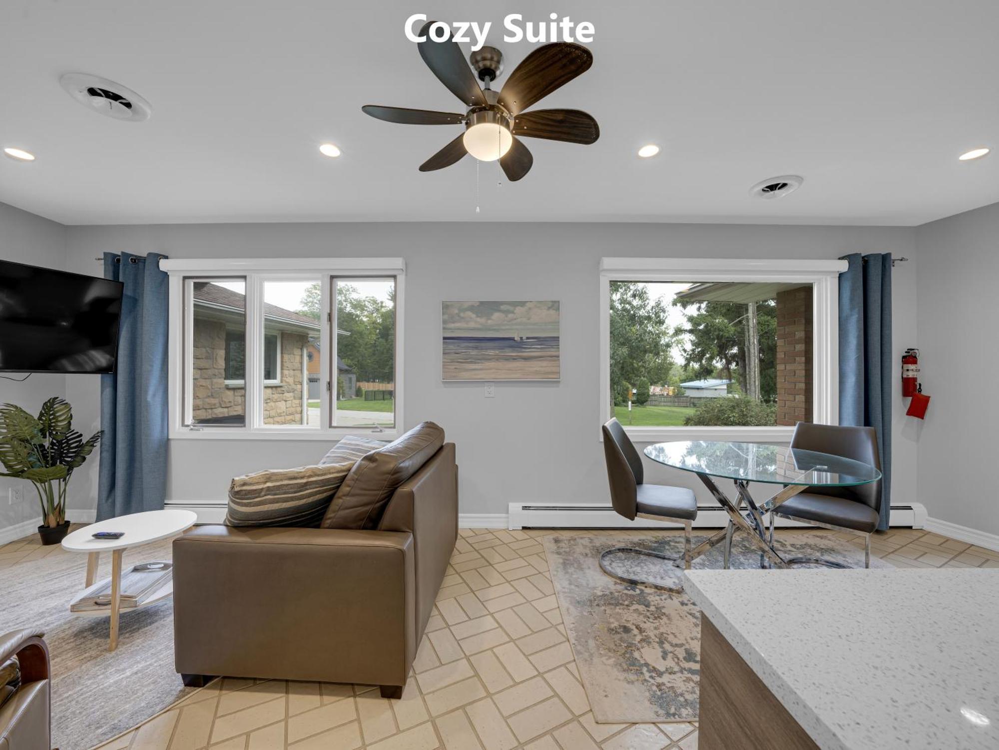 Coastal Suite #1 Cozy Suite #2 - Seacliff Beach Suites Leamington Eksteriør billede